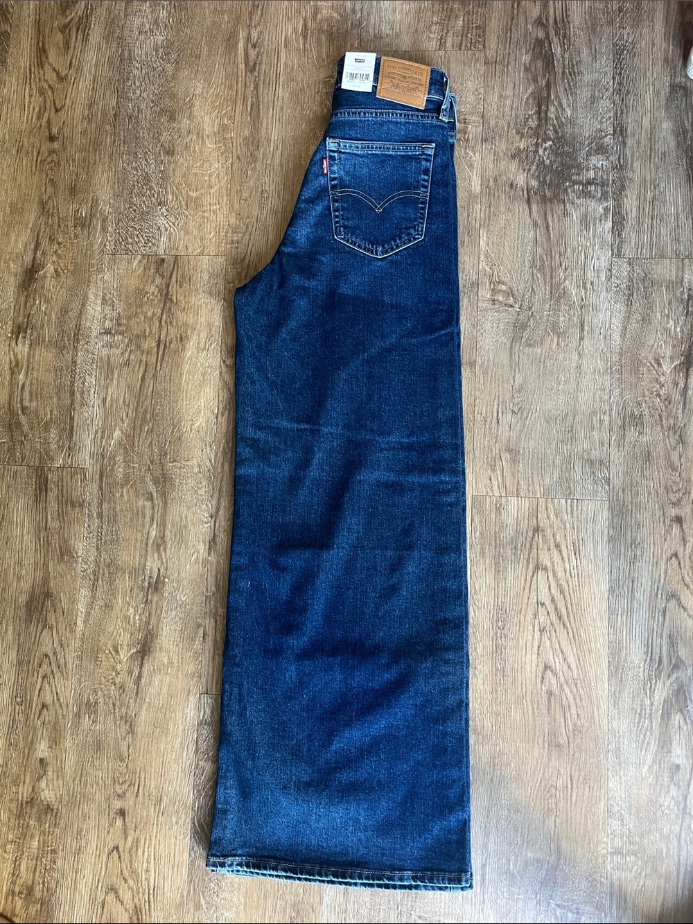 Levi’s 728 High-Rise Wide Leg Jeans 29x32